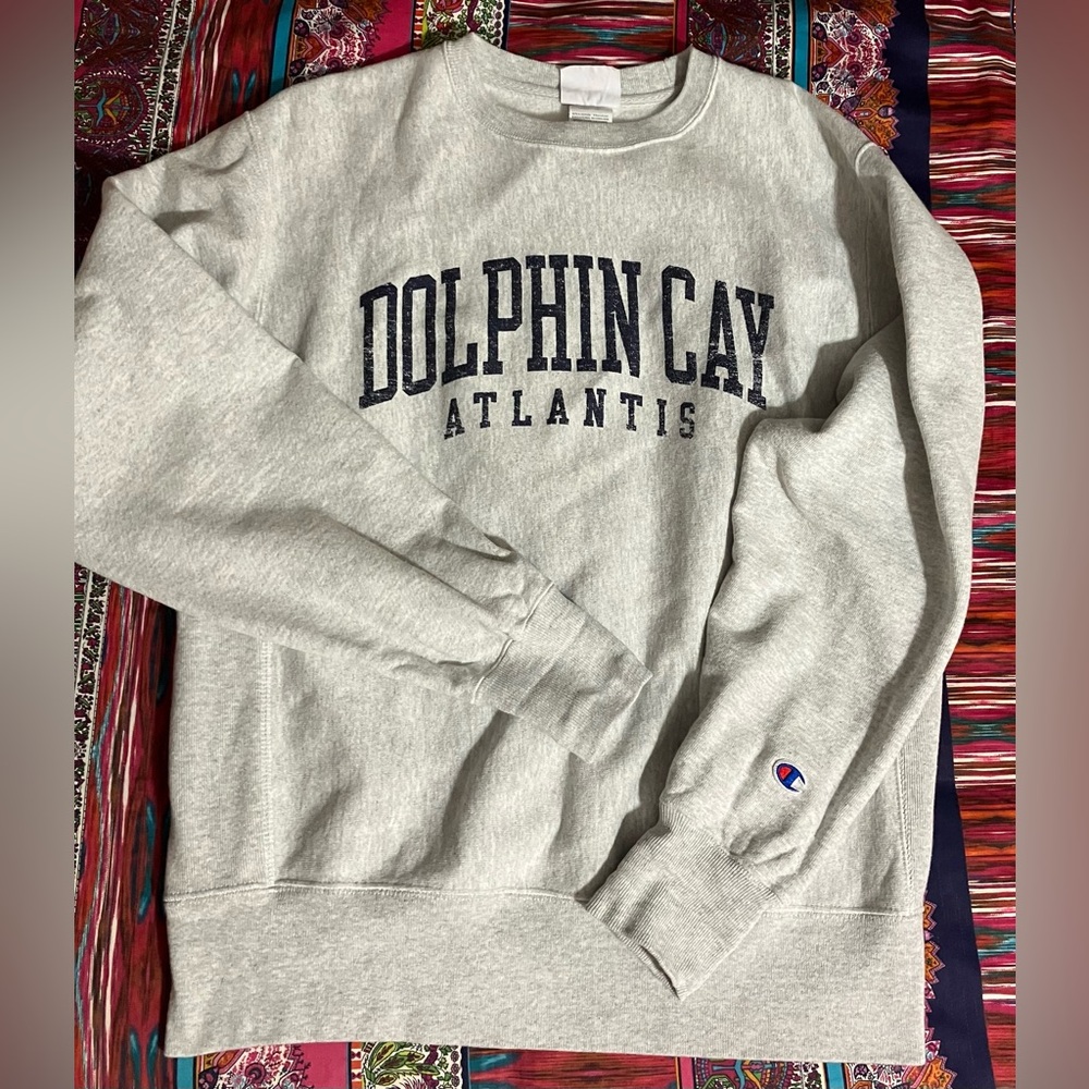 Atlantis Dolphin Cay Champion Crewneck Sweatshirt – Medium
